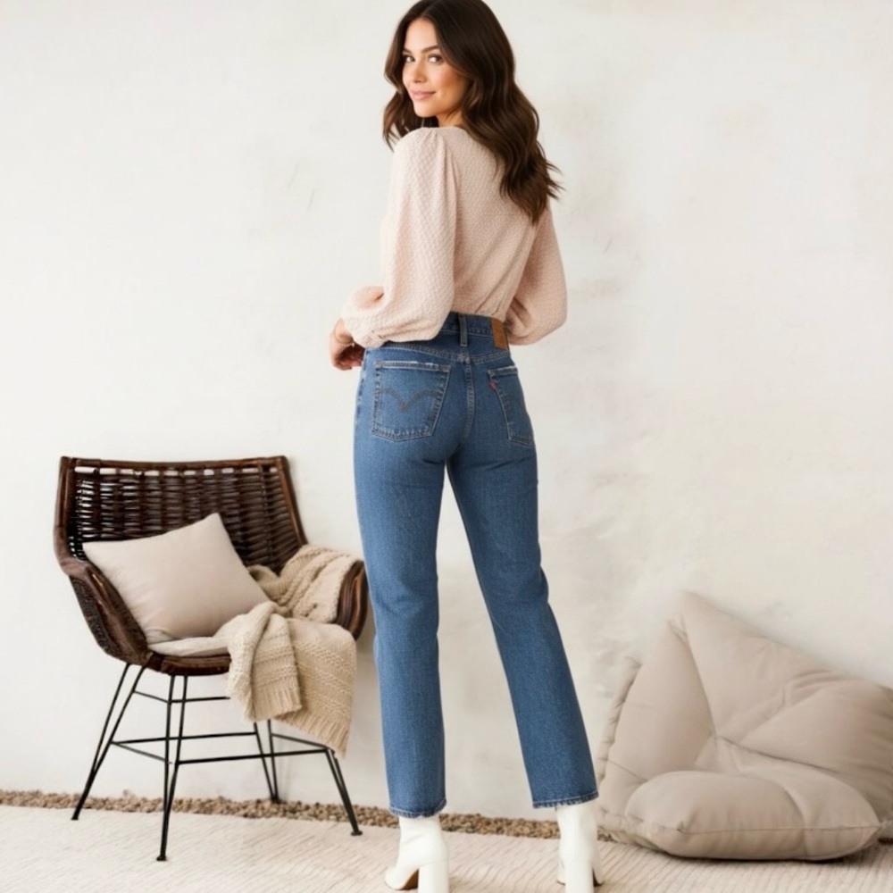 Levi's Premium Wedgie Straight Jeans Size 27 - Picture 5 of 12